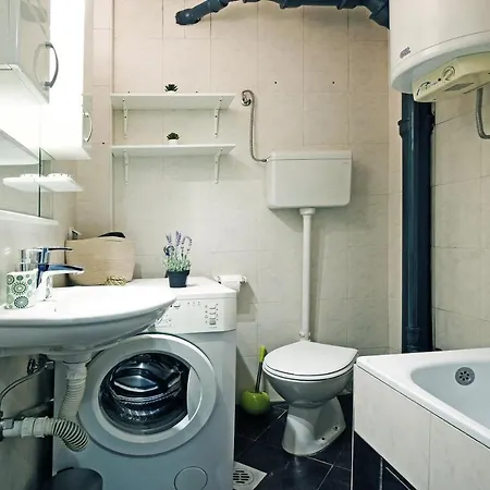 Paradise Serenity Apartment *